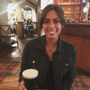 Meet your Posher, Melissa